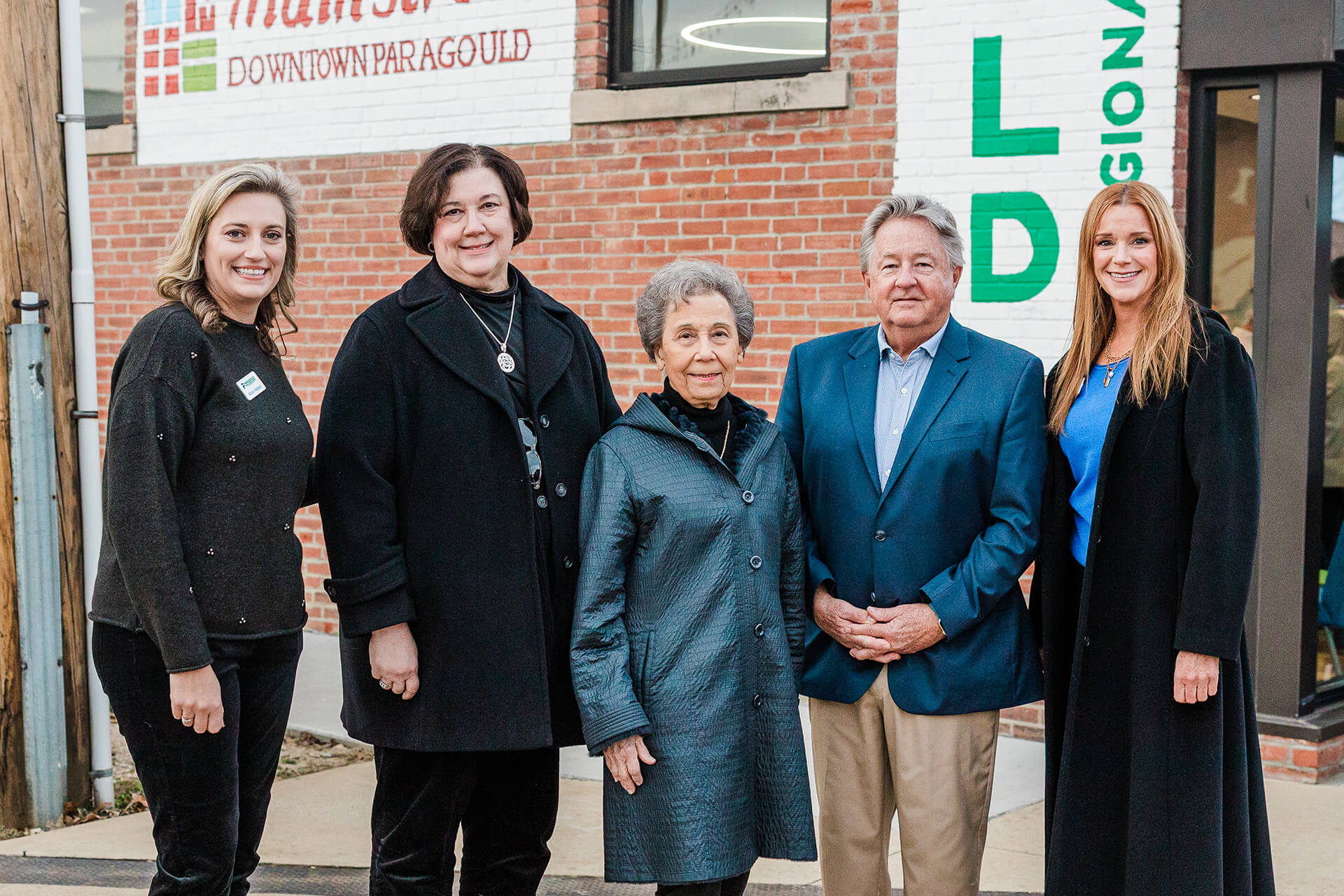 Ribbon cutting for the new Paragould Regional Chamber of Commerce office