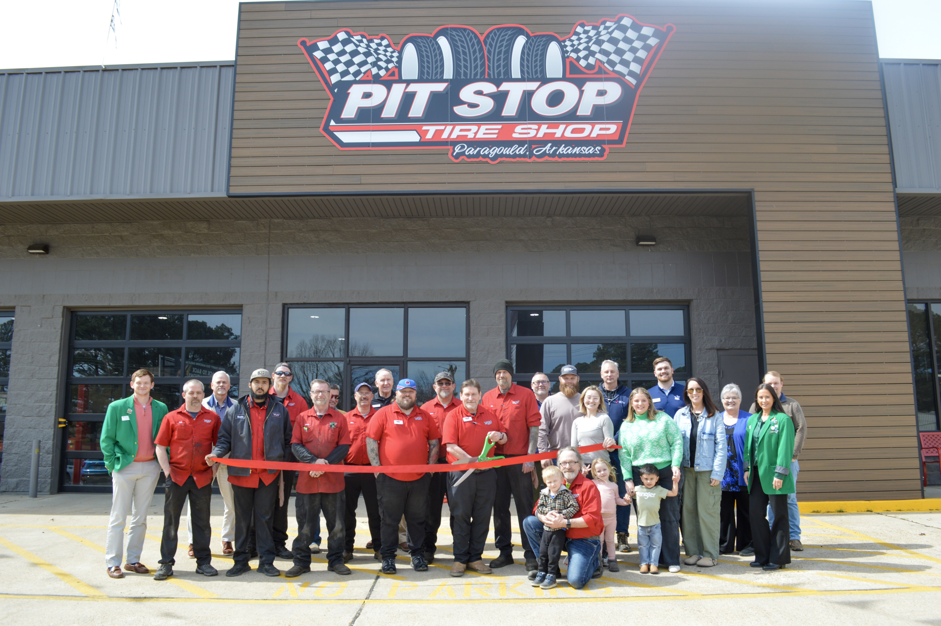 Pit Stop Tire Cuts a Ribbon!